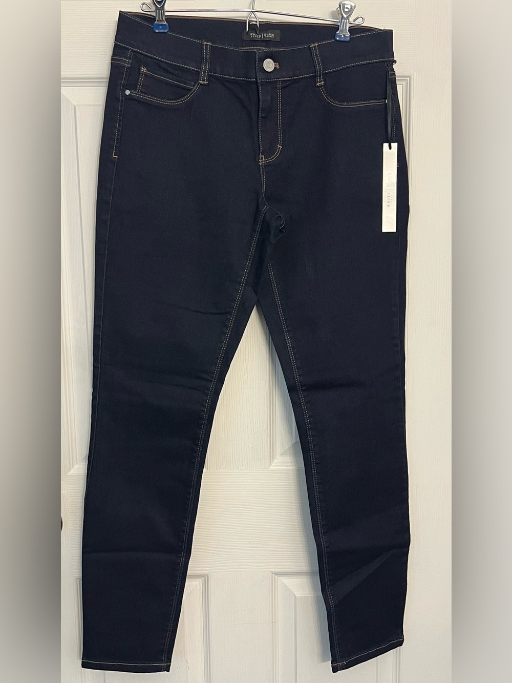 White House Black Market Noir Essential Skinny Jeans